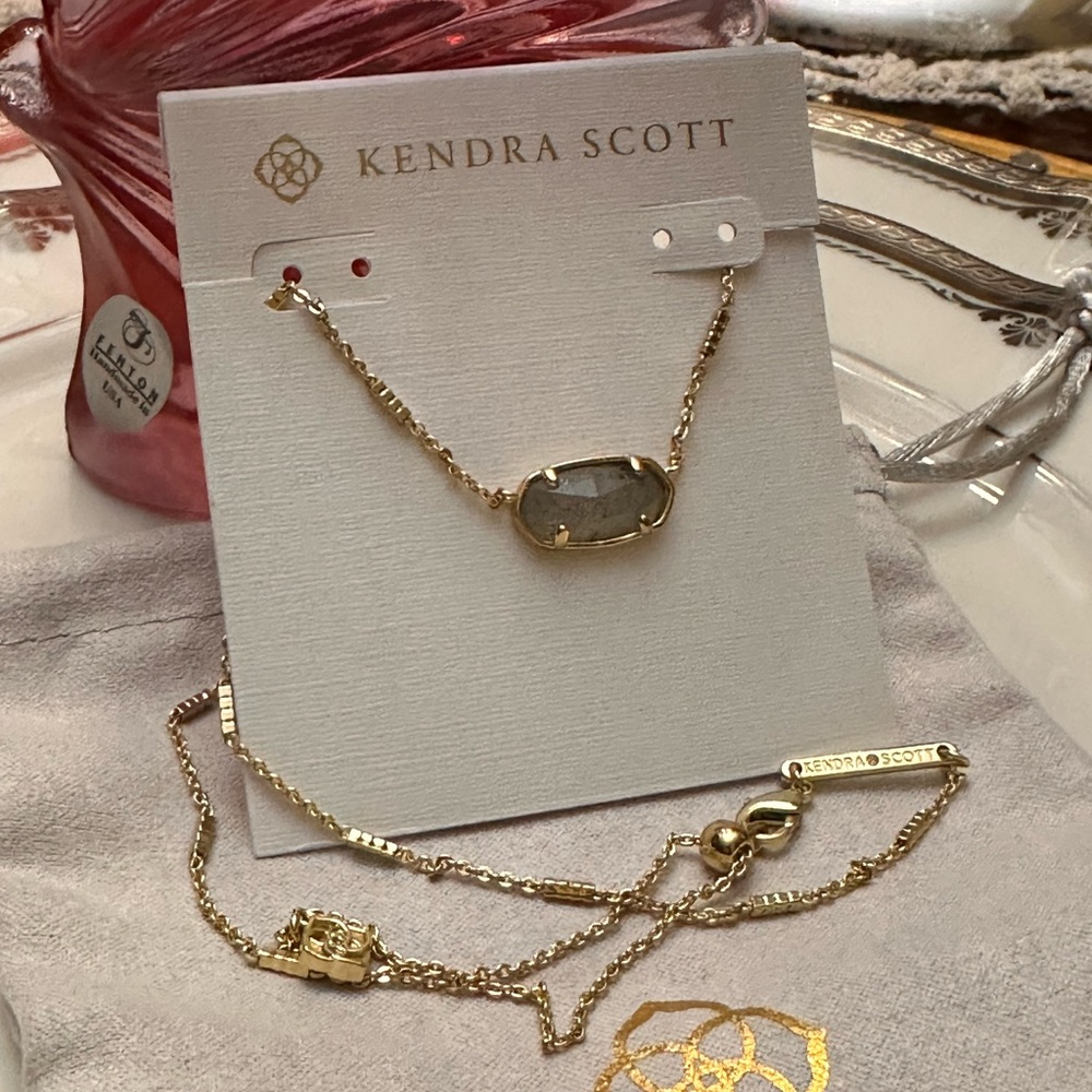 Kendra Scott Retired Elisa Gold and Gray Pendant Necklace NEW‎